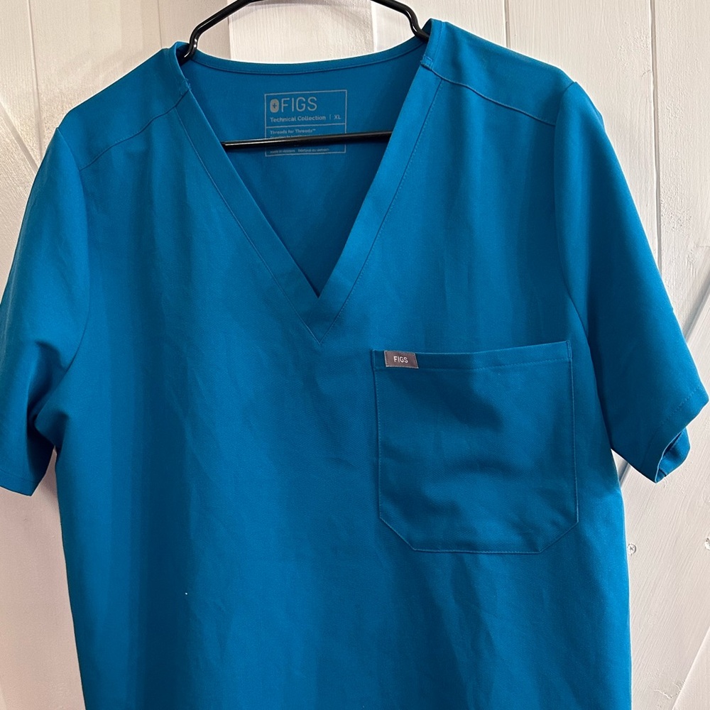 FIGS XL Catarina and XL Zamora- turquoise blue